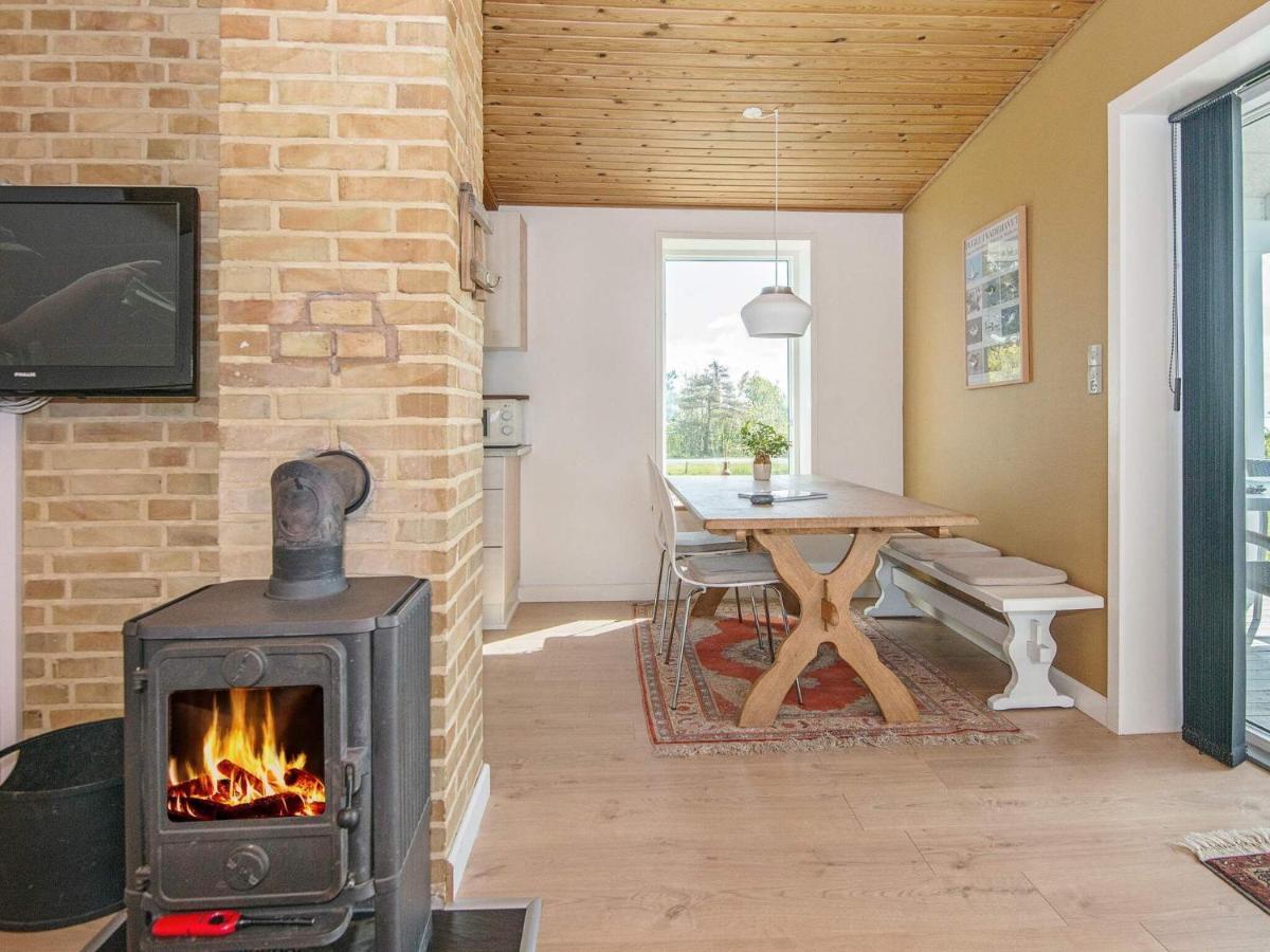 5 Person Holiday Home In R M Kongsmark Exteriör bild