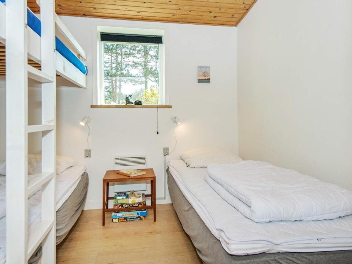 5 Person Holiday Home In R M Kongsmark Exteriör bild