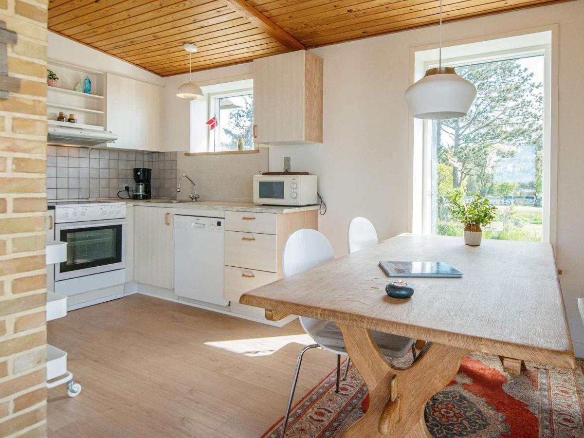 5 Person Holiday Home In R M Kongsmark Exteriör bild